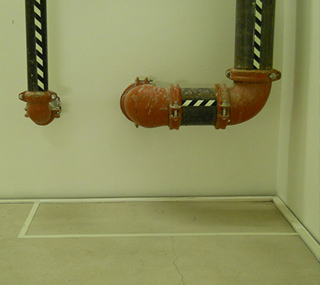 perimeter markings on large pipes